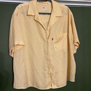 Levi's Yellow and Pink Short Sleeve